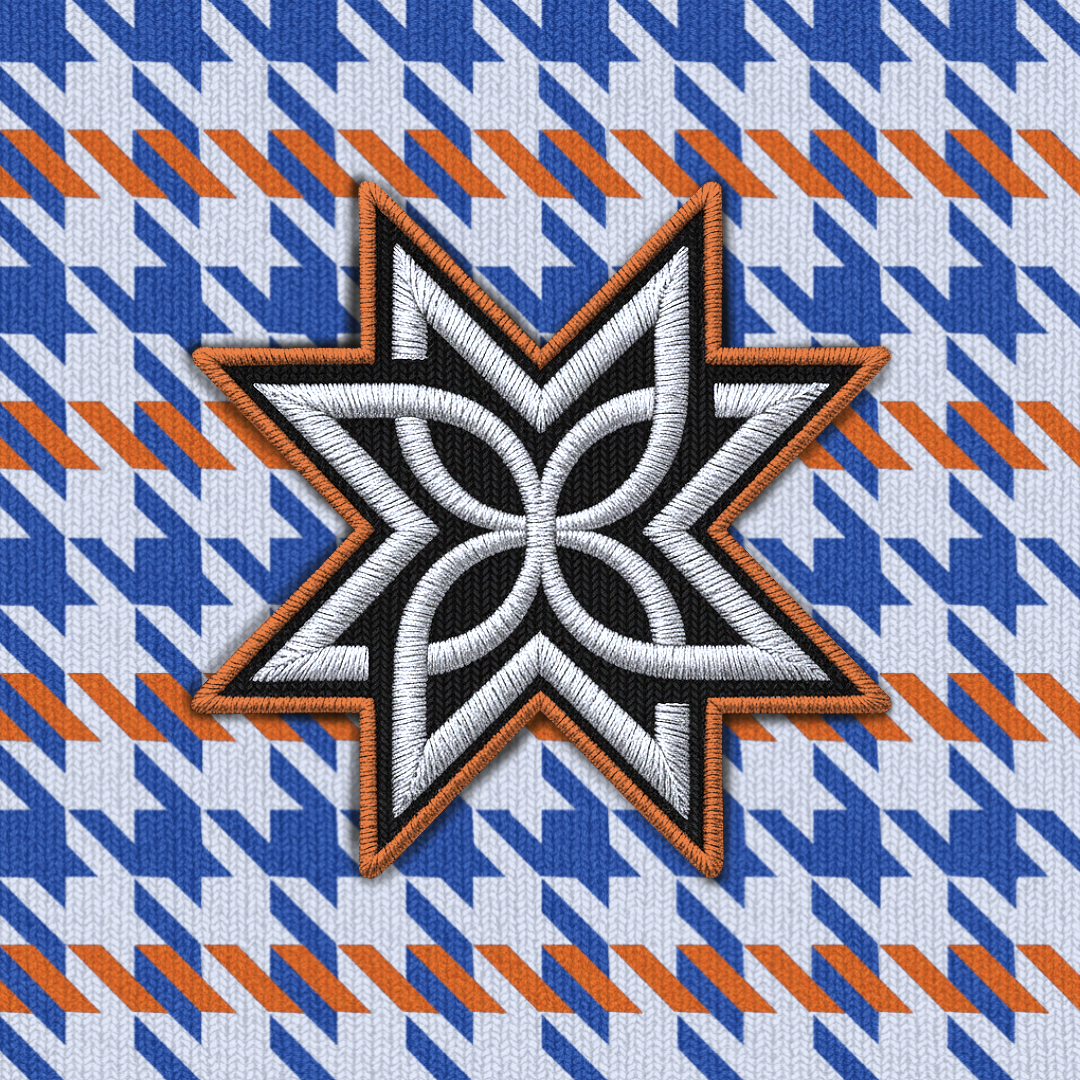 Logo Muriwai con patrón azul, naranja y blanco